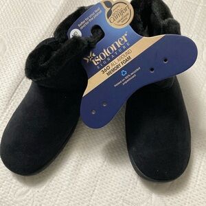 Black isotoner new house shoes tag removed to try on never worn
